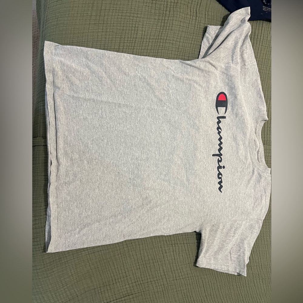 Champion size Medium T shirt
